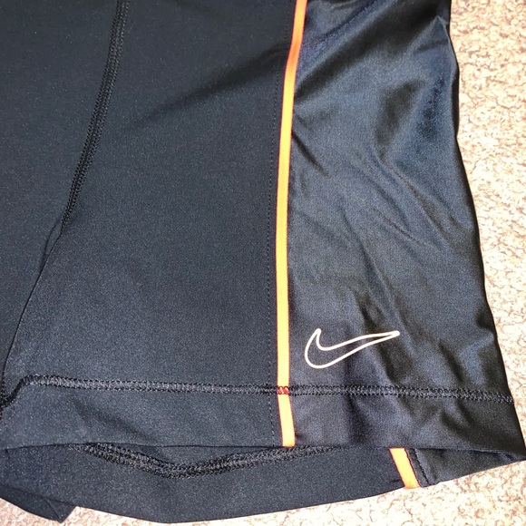❌sold❌Nike Pro 3” disco workout shorts NWT - Picture 8 of 12